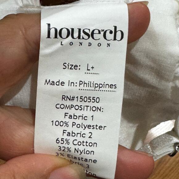 House of CB FEDERICA Ruffle Embroidered 
square-neck cotton-blend crop top L + - Picture 5 of 11